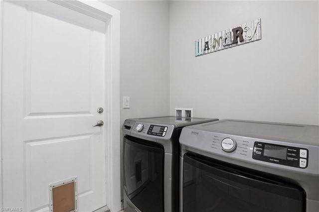 2713 SW Embers TER, Cape Coral, FL 33991