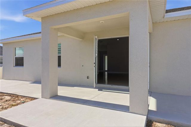 2713 SW Embers TER, Cape Coral, FL 33991