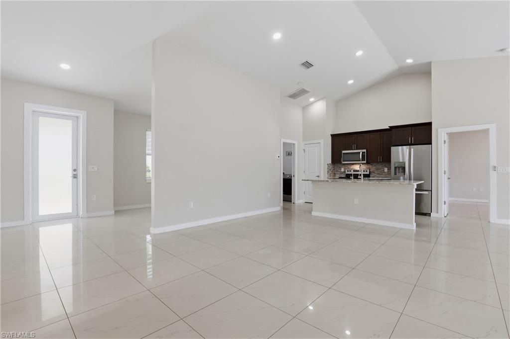 Image 16 of property listing at 2713 SW Embers TER, Cape Coral, FL 33991