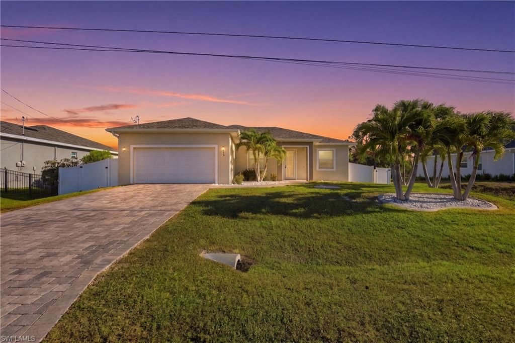Image 2 of property listing at 2713 SW Embers TER, Cape Coral, FL 33991
