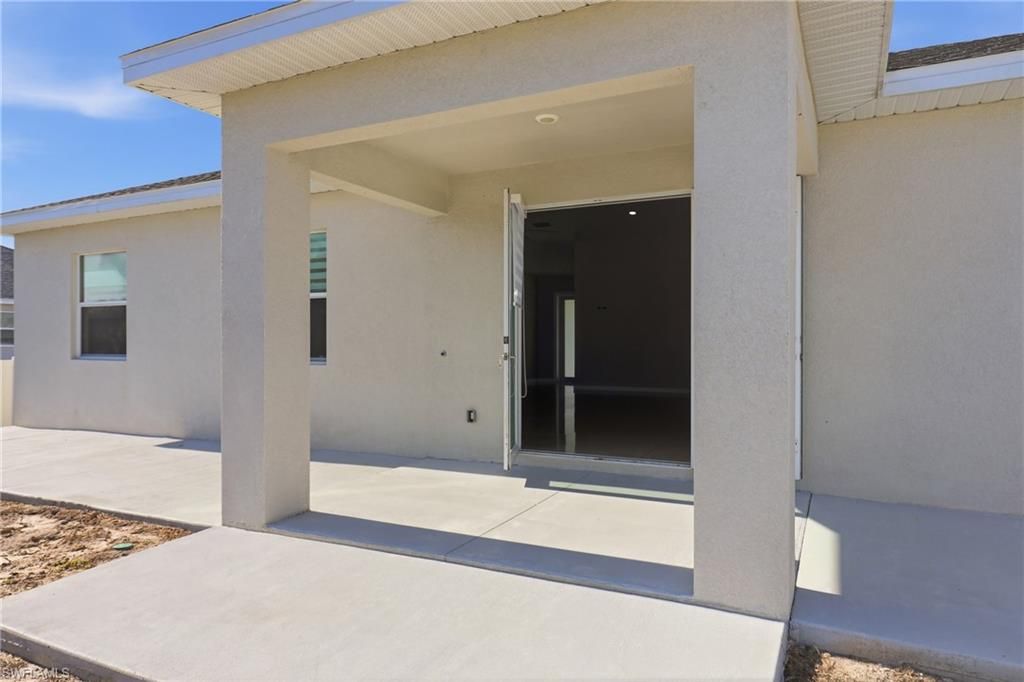 Image 35 of property listing at 2713 SW Embers TER, Cape Coral, FL 33991