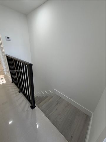 1551 W Okeechobee Rd 9, Hialeah, FL 33010