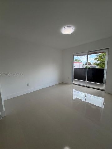 1551 W Okeechobee Rd 9, Hialeah, FL 33010