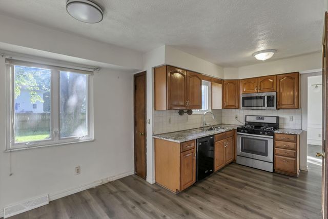 6467 Sharon Woods Boulevard, Columbus, OH 43229