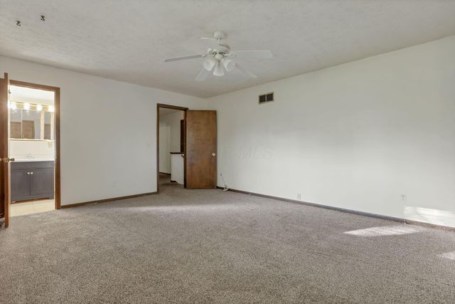 6467 Sharon Woods Boulevard, Columbus, OH 43229