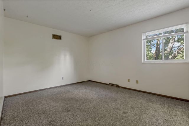 6467 Sharon Woods Boulevard, Columbus, OH 43229
