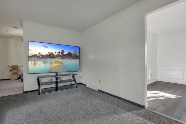 6467 Sharon Woods Boulevard, Columbus, OH 43229