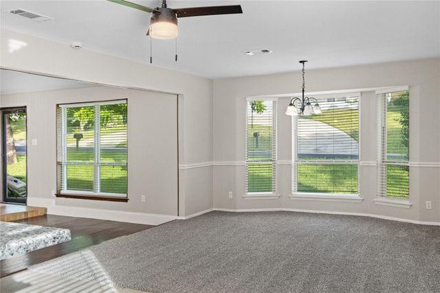 7636 Skylake Drive, Fort Worth, TX 76179