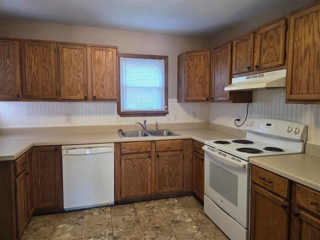 913 NW Dearborn, Lawton, OK 73507