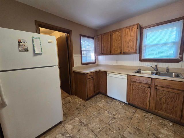 913 NW Dearborn, Lawton, OK 73507