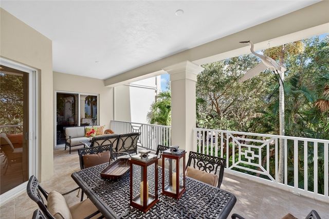 104 Island Plantation Terrace 204, Vero Beach, FL 32963
