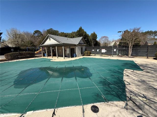 13580 Weycroft Circle, Alpharetta, GA 30004