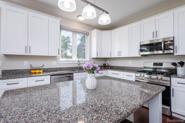 13178 DEMIL Drive, Bruce Township, MI 48065