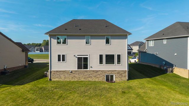 13178 DEMIL Drive, Bruce Township, MI 48065