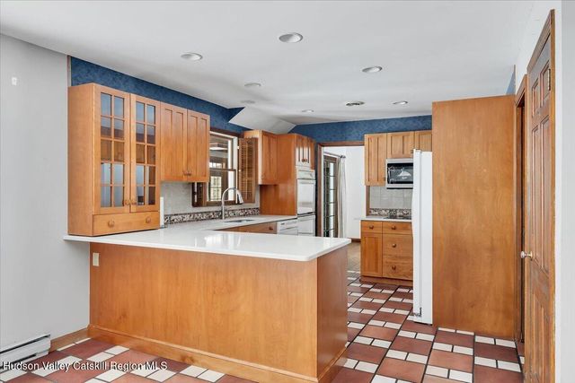 84 Climer Circle, Averill Park, NY 12018