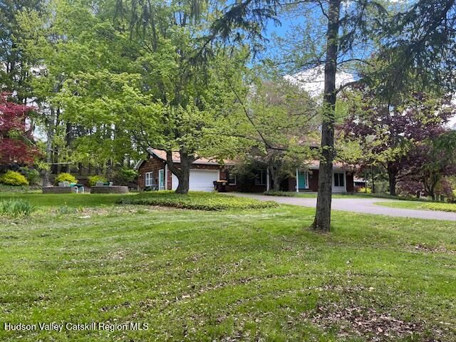 84 Climer Circle, Averill Park, NY 12018