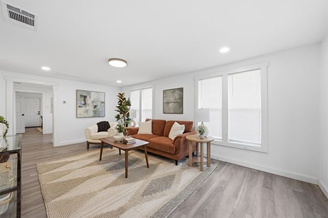 1116 Houston Street, Waco, TX 76704