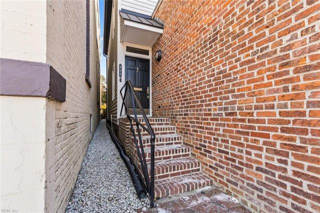 425 W York ST, Norfolk, VA 23510