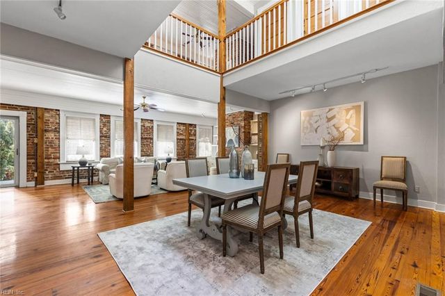 425 W York ST, Norfolk, VA 23510