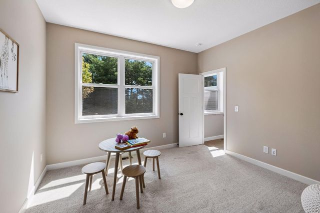 7264 Ambercrest Curve, Inver Grove Heights, MN 55077