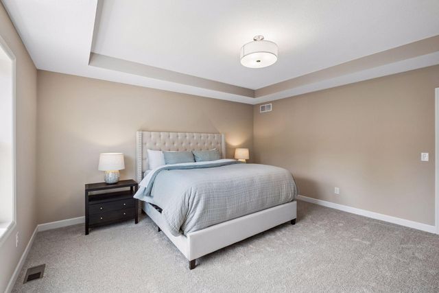 7264 Ambercrest Curve, Inver Grove Heights, MN 55077