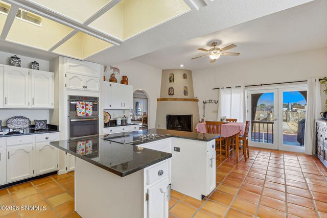 4 Cielo Escondido, Anthony, NM 88021