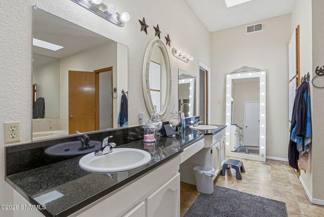 4 Cielo Escondido, Anthony, NM 88021