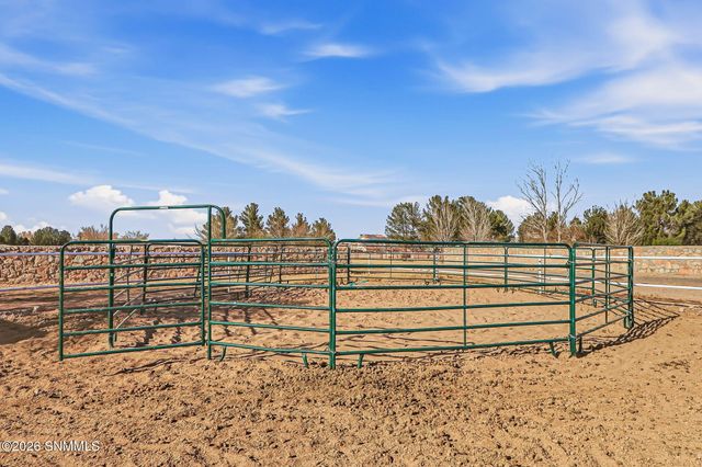 4 Cielo Escondido, Anthony, NM 88021