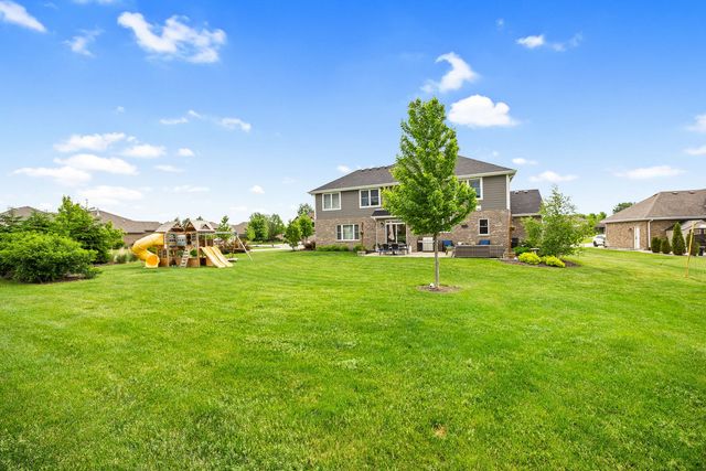 24234 S Sunset Lakes Drive, Manhattan, IL 60442