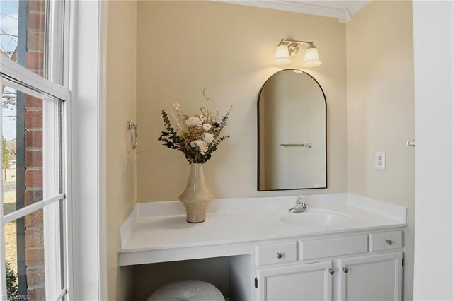 5965 Bethania Tobaccoville Road, Pfafftown, NC 27040