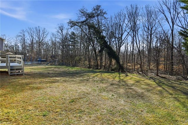 5965 Bethania Tobaccoville Road, Pfafftown, NC 27040