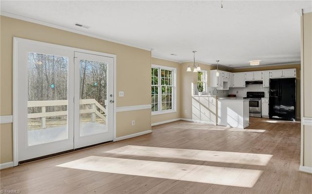 5965 Bethania Tobaccoville Road, Pfafftown, NC 27040