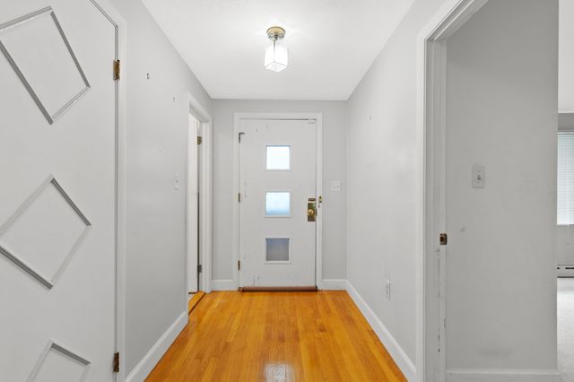 41 Old Mystic, Arlington, MA 02474