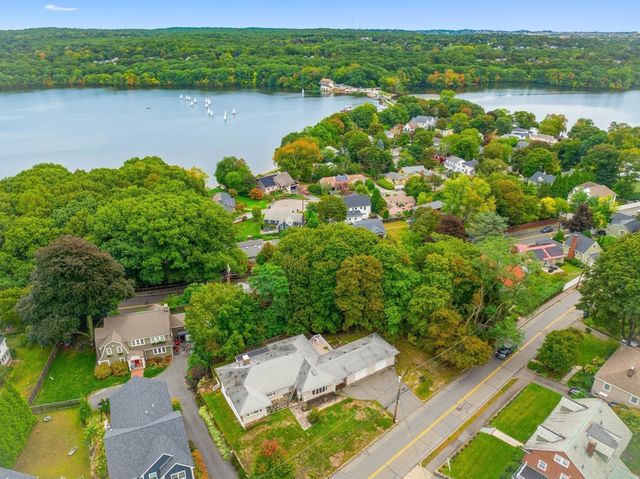 41 Old Mystic, Arlington, MA 02474