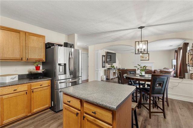 2137 Black Oak Lane, Ellenwood, GA 30294