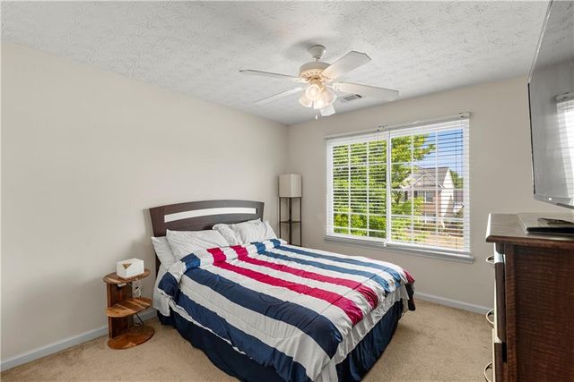 2137 Black Oak Lane, Ellenwood, GA 30294