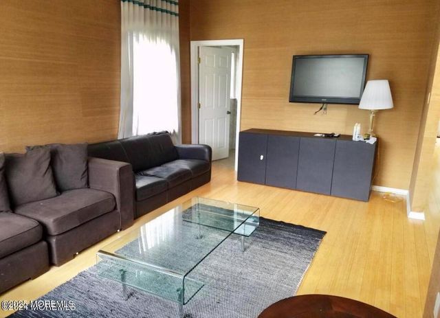 95 Poplar Avenue, Deal, NJ 07723