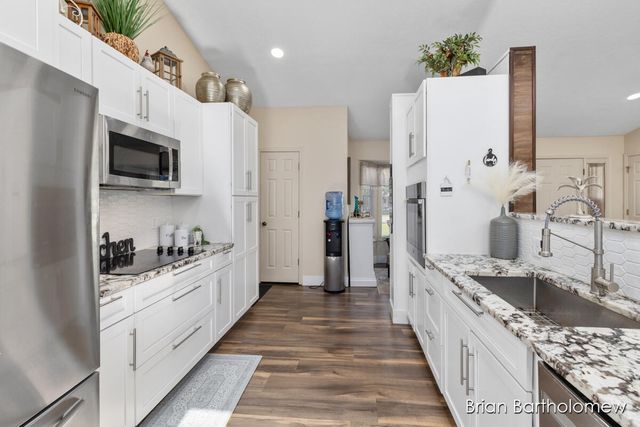 2657 Leffingwell Avenue Ne, Grand Rapids Twp, MI 49525