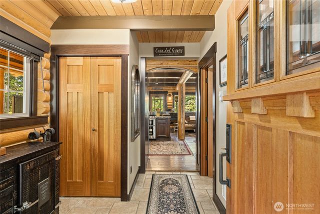 20 Skull Springs Road, Cle Elum, WA 98922