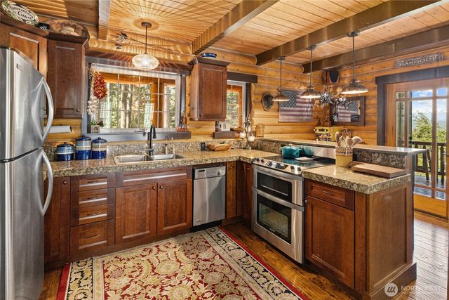 20 Skull Springs Road, Cle Elum, WA 98922