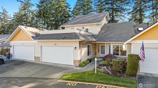 31853 48th Circle SW #16-B, Federal Way, WA 98023
