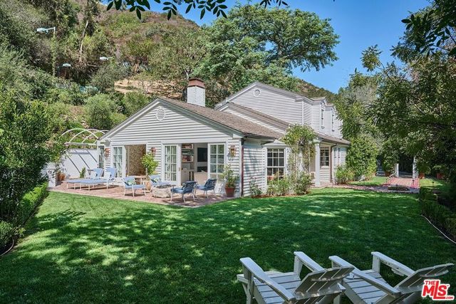 1827 N Beverly Drive, Los Angeles, CA 90210