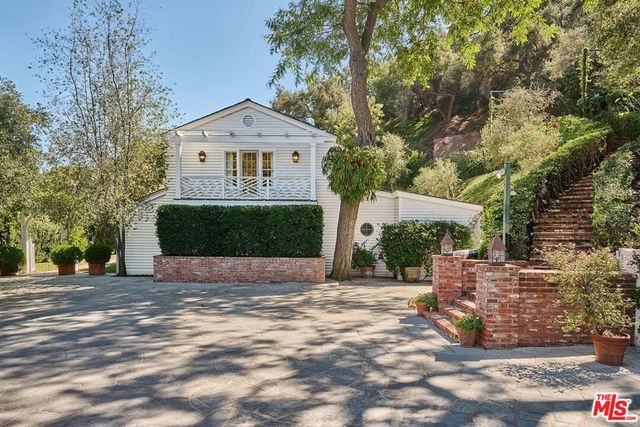 1827 N Beverly Drive, Los Angeles, CA 90210