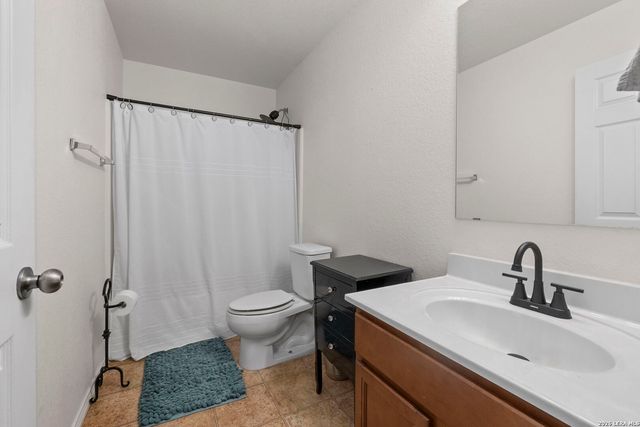 24222 Desert Ash, San Antonio, TX 78261