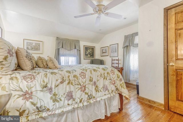 1111 CHESACO, Baltimore, MD 21237