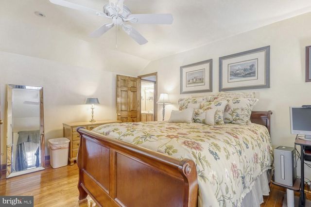 1111 CHESACO, Baltimore, MD 21237