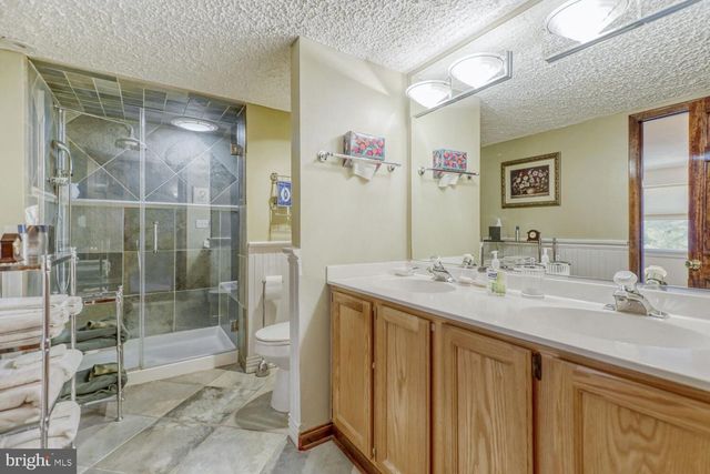 1111 CHESACO, Baltimore, MD 21237