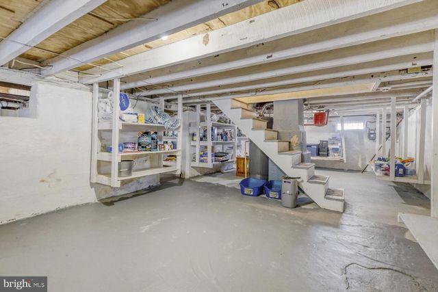 1111 CHESACO, Baltimore, MD 21237