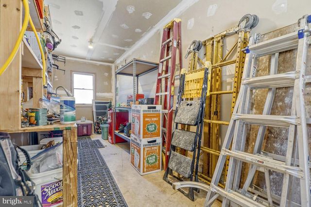 1111 CHESACO, Baltimore, MD 21237