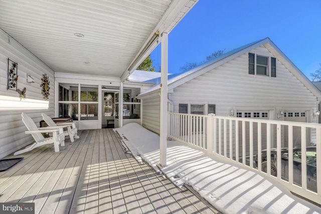 1111 CHESACO, Baltimore, MD 21237